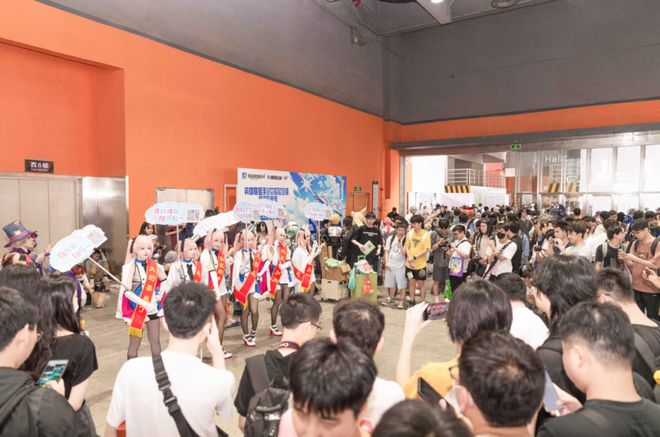 航线》的线下活动就跟回家了一样k8凯发一触即发每次参加《碧蓝(图6)